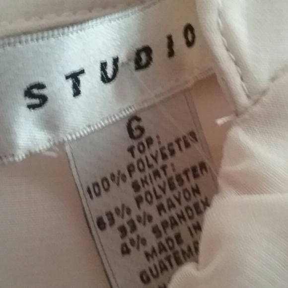 Dress - Picture 4 of 4